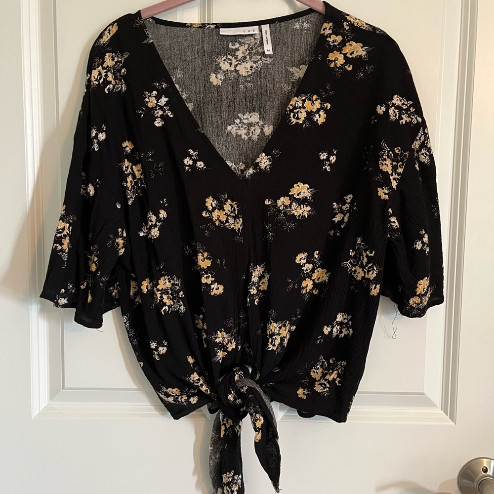 Crop top with the front